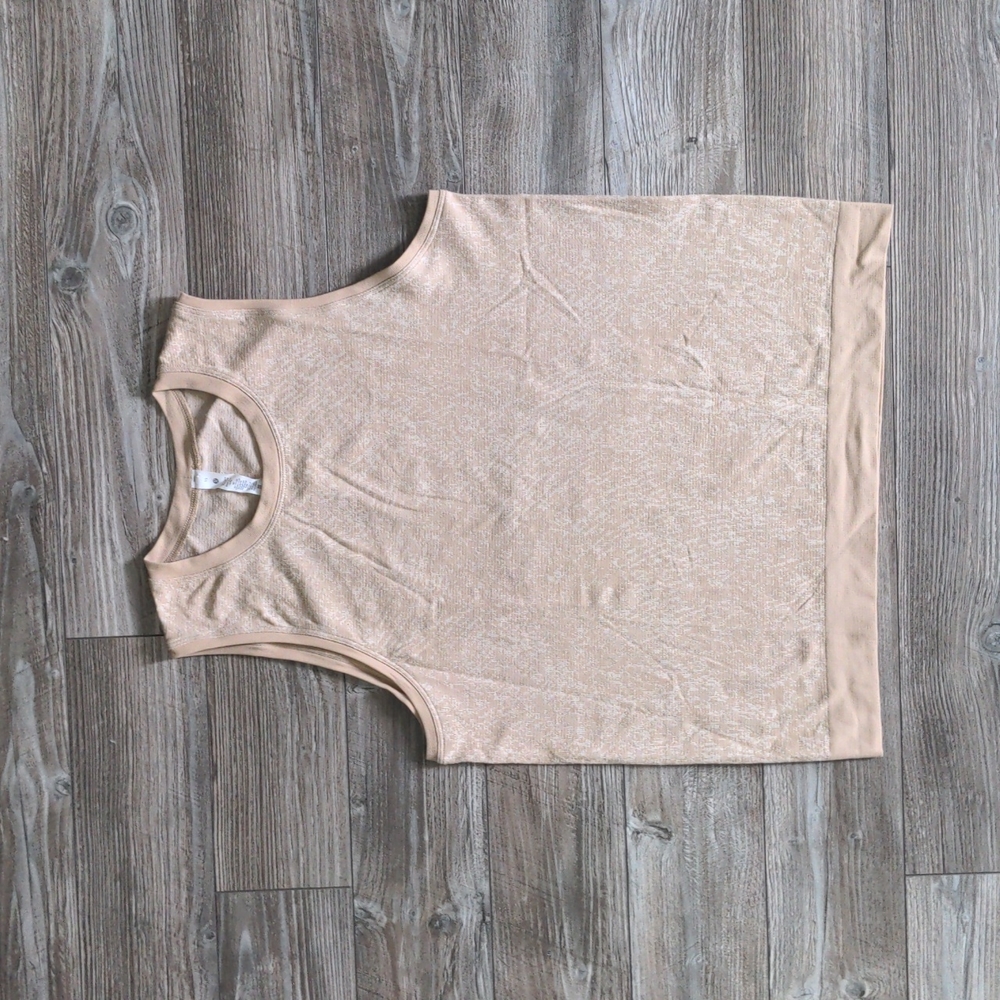 Lululemon size 10 swiftly relaxed tank top